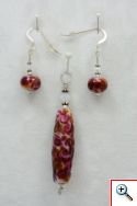 Pendant set cranberry swirl on white